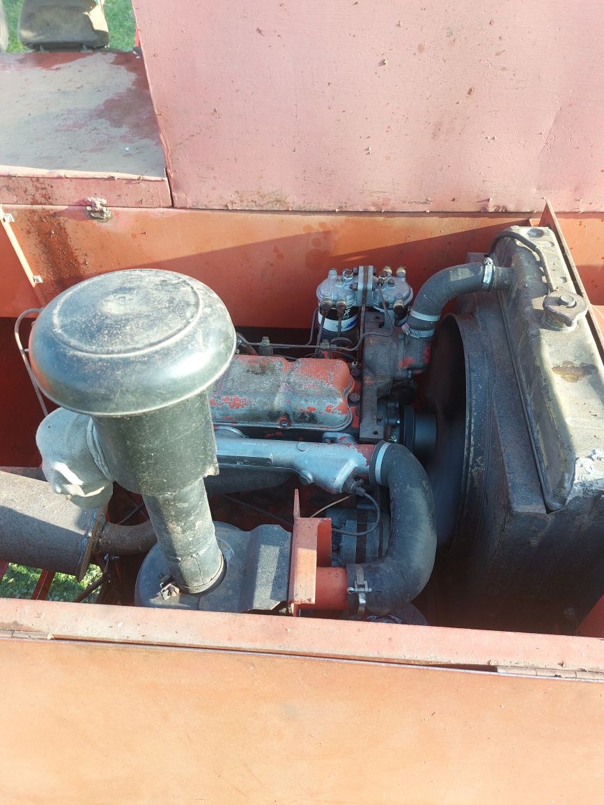 Комбайн Massey Ferguson 186
