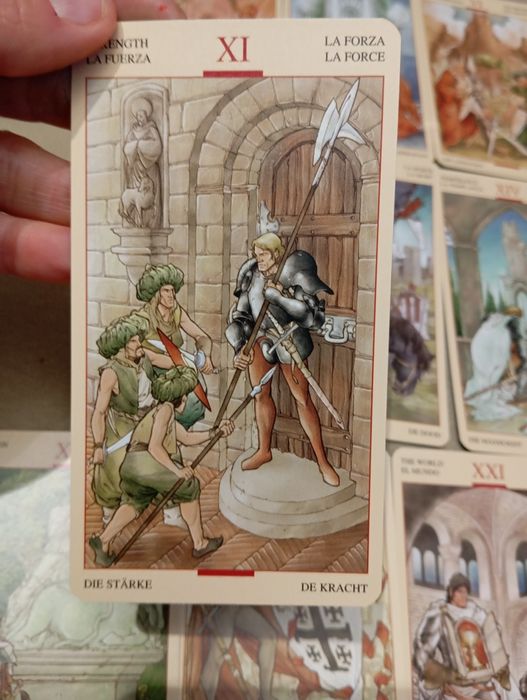 Tarot do Graal Lo Scarabeo