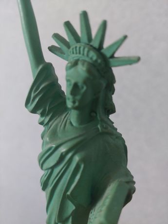 Статуя свободы статуэтка из США