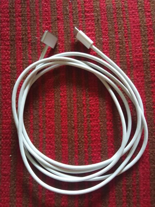 Блок живлення Apple 140W
