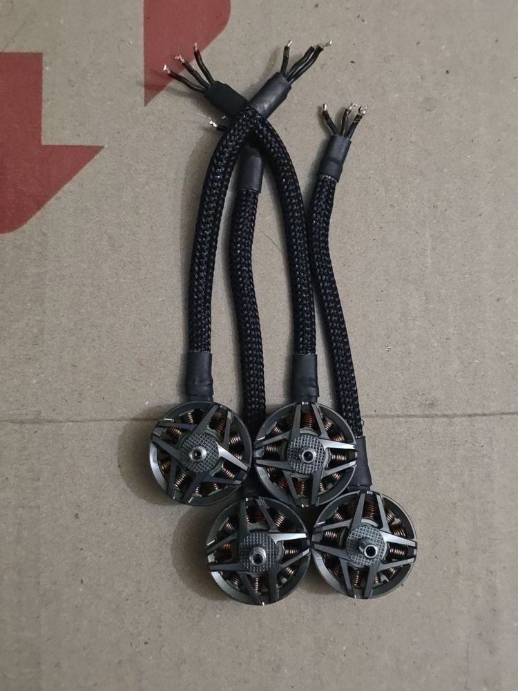 Фпв мотори t-motor F90 2806.5 1300KV