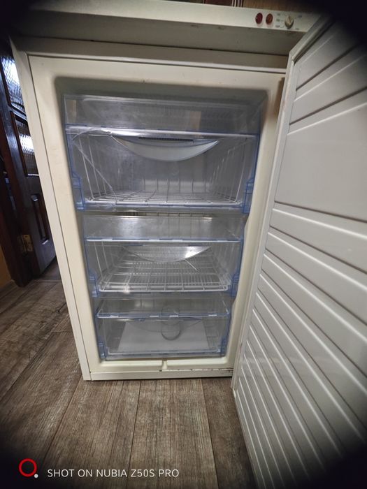 Морозильна камера Gorenje