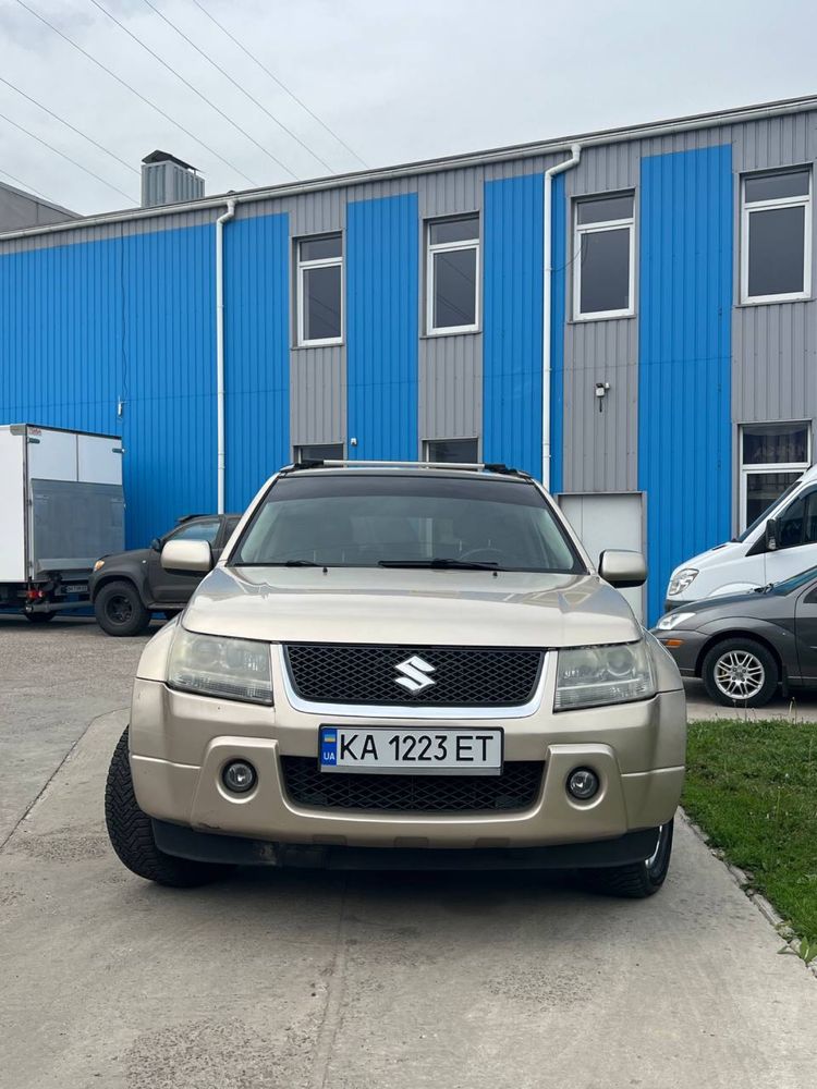 Продам сузуки гранд витара автомат