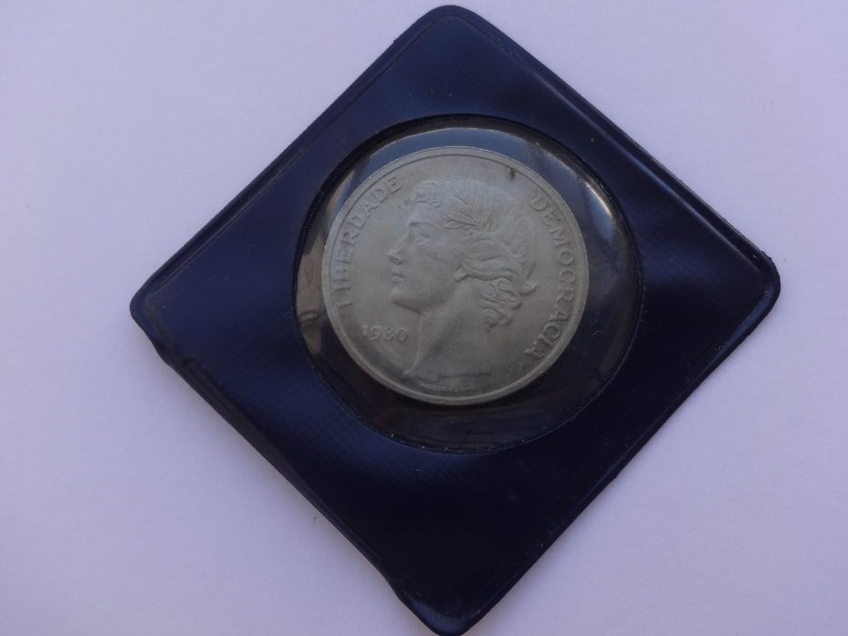 Moedas 25$00 Várias