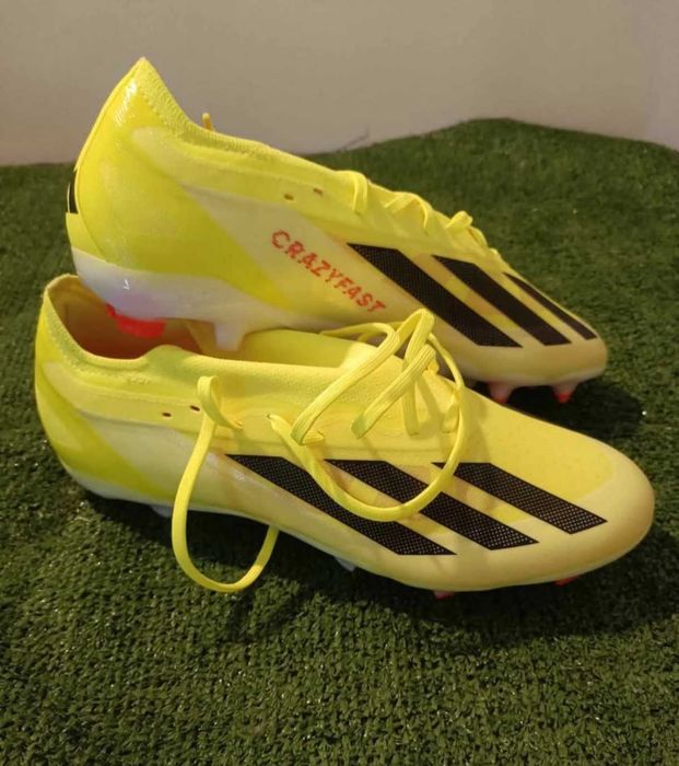 Chuteira Adidas X Crazyfast Pro