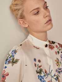 Блуза с цветочным принтом Massimo Dutti