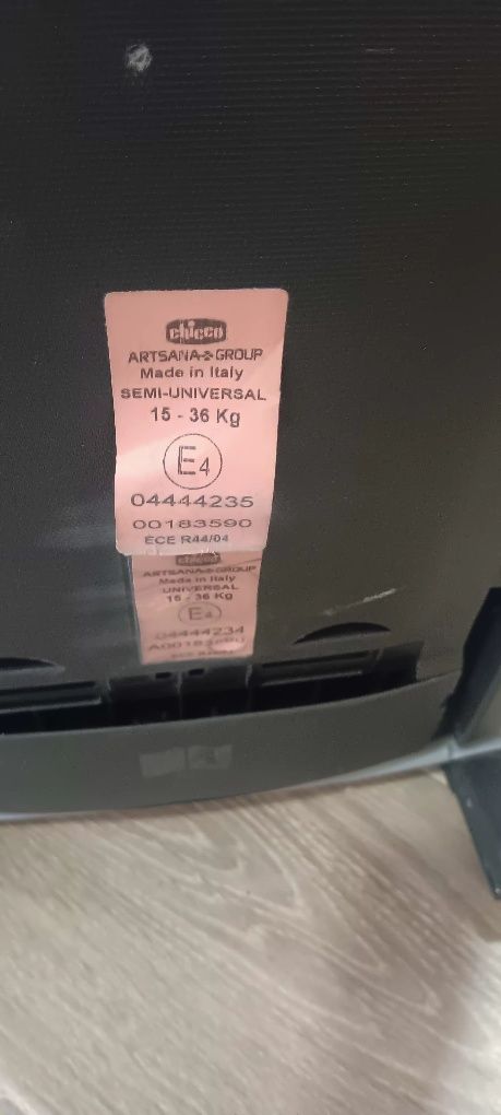 Cadeira auto E4 da Chicco com isofix