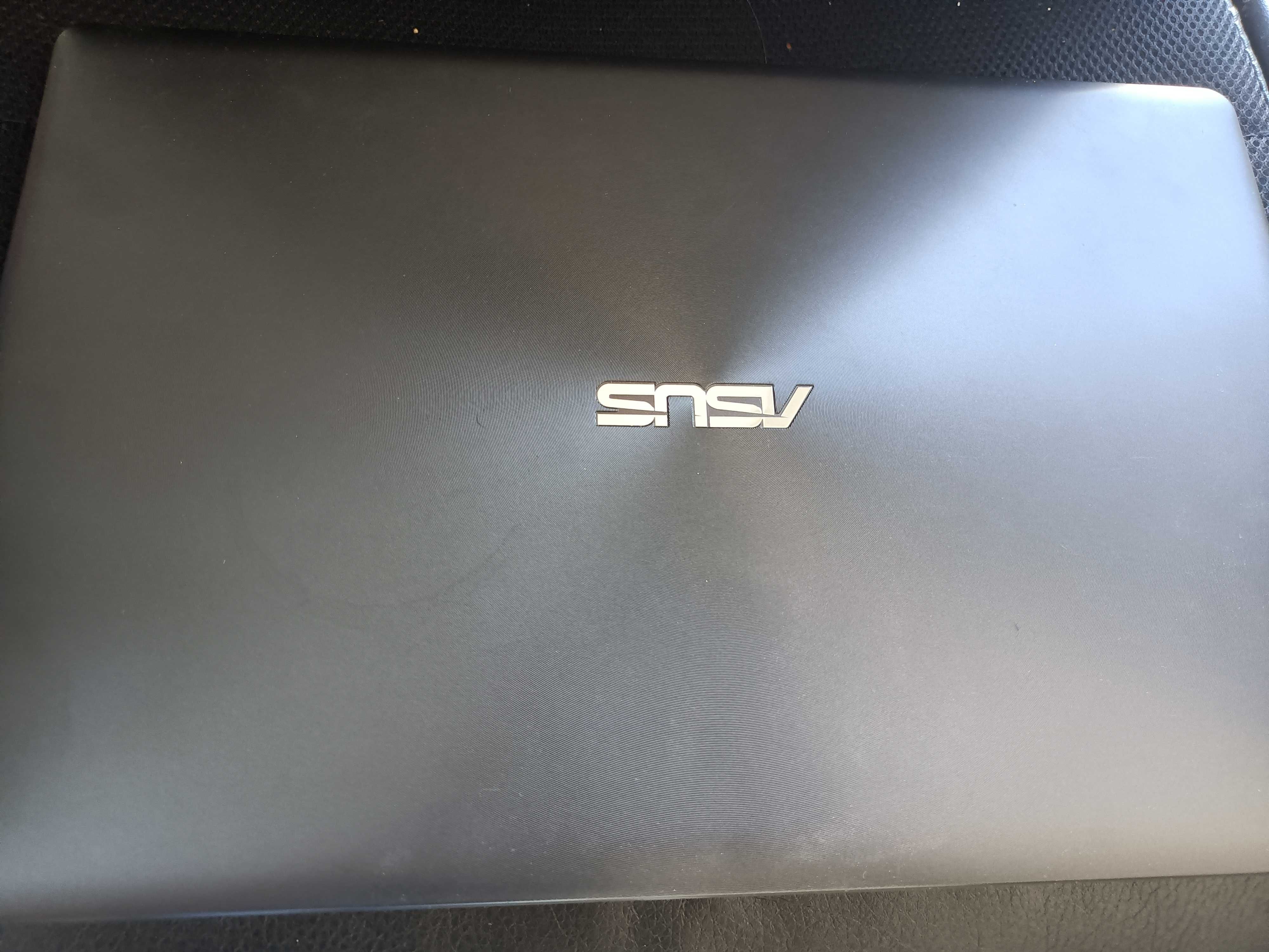 Sprzedam uszkodzony laptop Asus