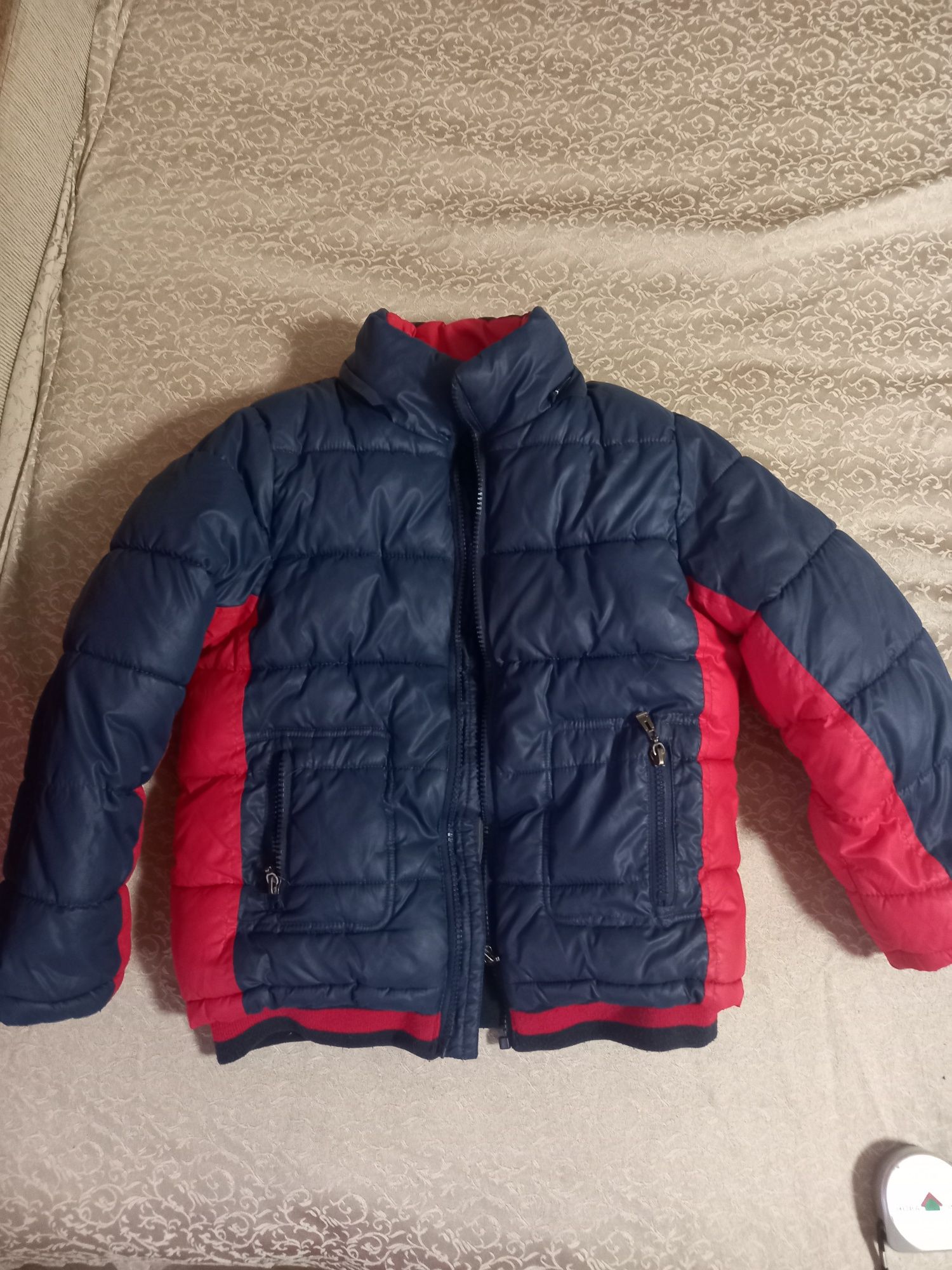 Зимова куртка для хлопчика 128р
