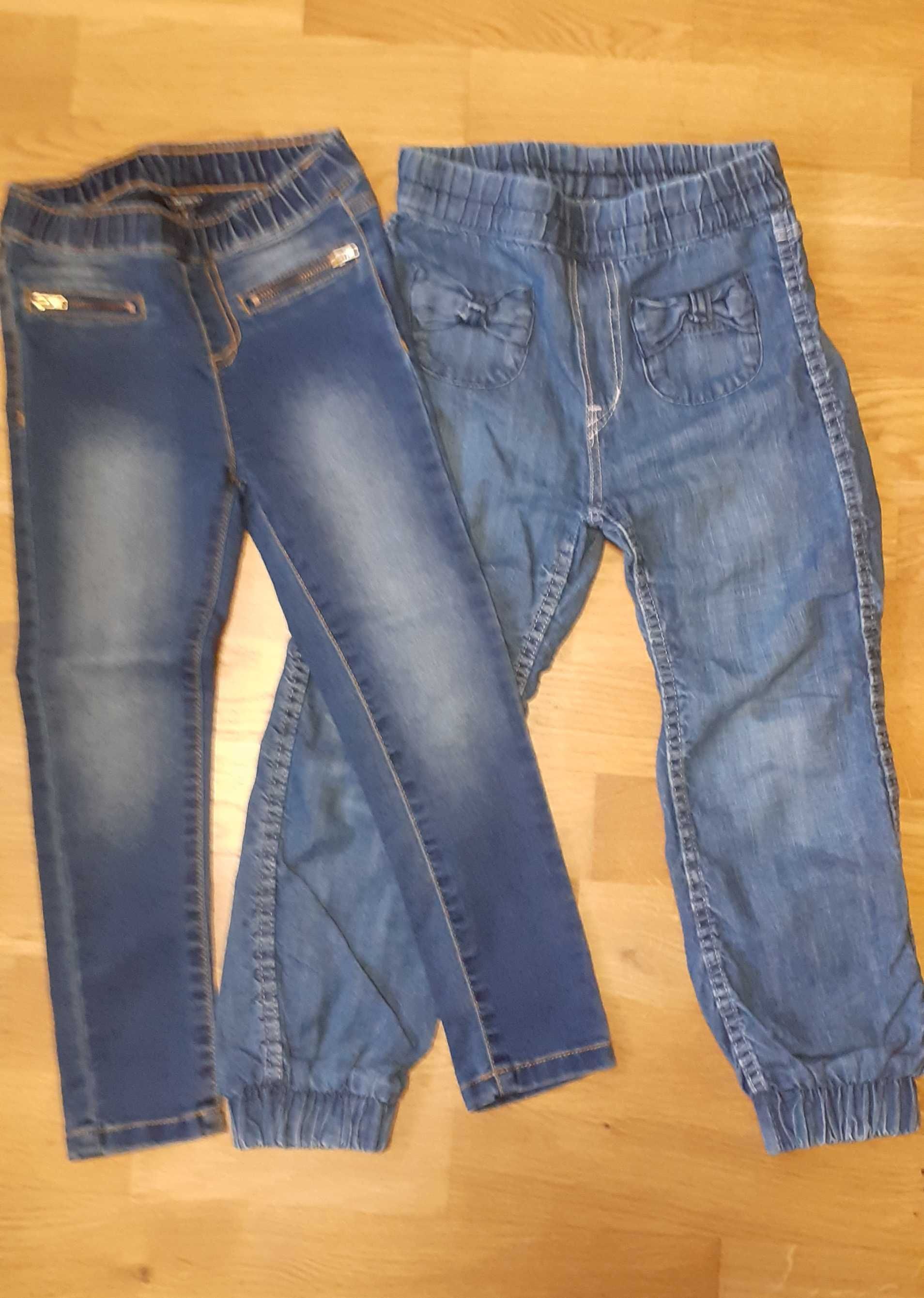 Jeansowe spodnie 104/110 cieniutkie dla dziewczynki