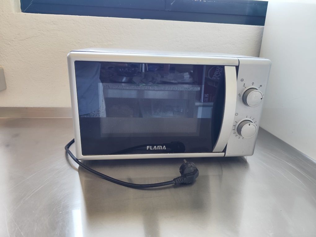 Micro-ondas FLAMA 1879FL (20 L - Sem Grill - Cinzento)