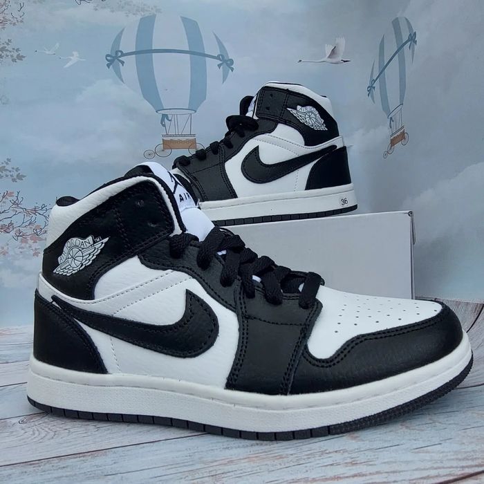 Джордани Nike Чоботи хайтопи кросівки на хлопчика підлітка Р. 36 - 41