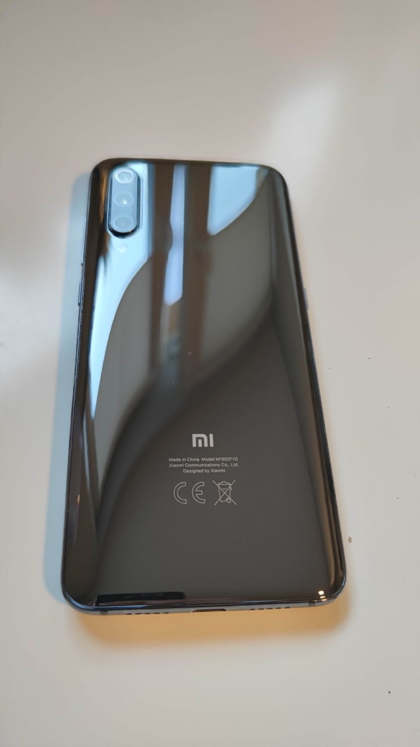 Xiaomi Mi 9 czarny grafit 128GB