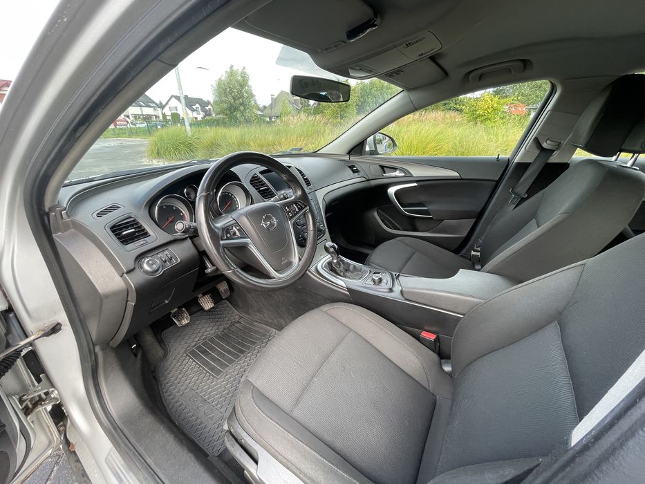 Opel Insignia kombi 2.0 CDTi, 2010r, w pelni sprawny