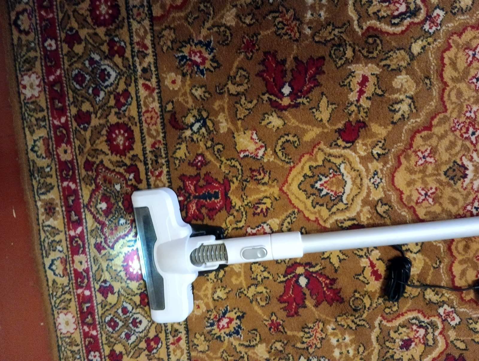 Пилосос ручний акумуляторний Dyson v7 Rusta