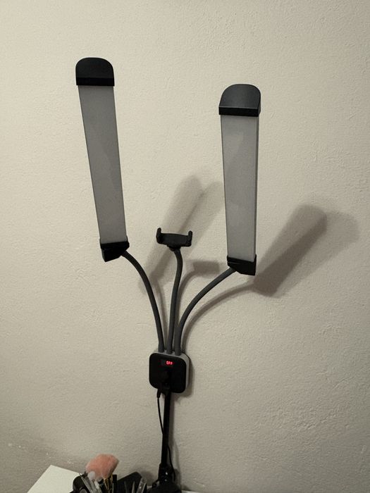 Lampa kosmetyczna dwuramienna do rzęs do paznokci do salonu