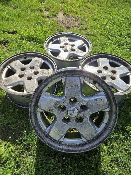 Felgi 5x114,3 r16 16" Jeep Cherokee Liberty