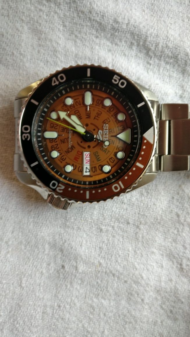 Zegarek SEIKO SRP J47K1