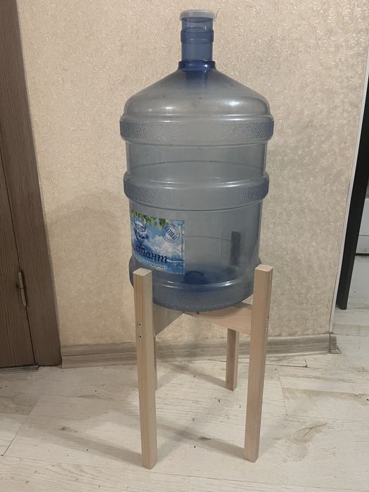 Подставка деревянная крестовая под кулер з водою(бутиль 19-20 литров)