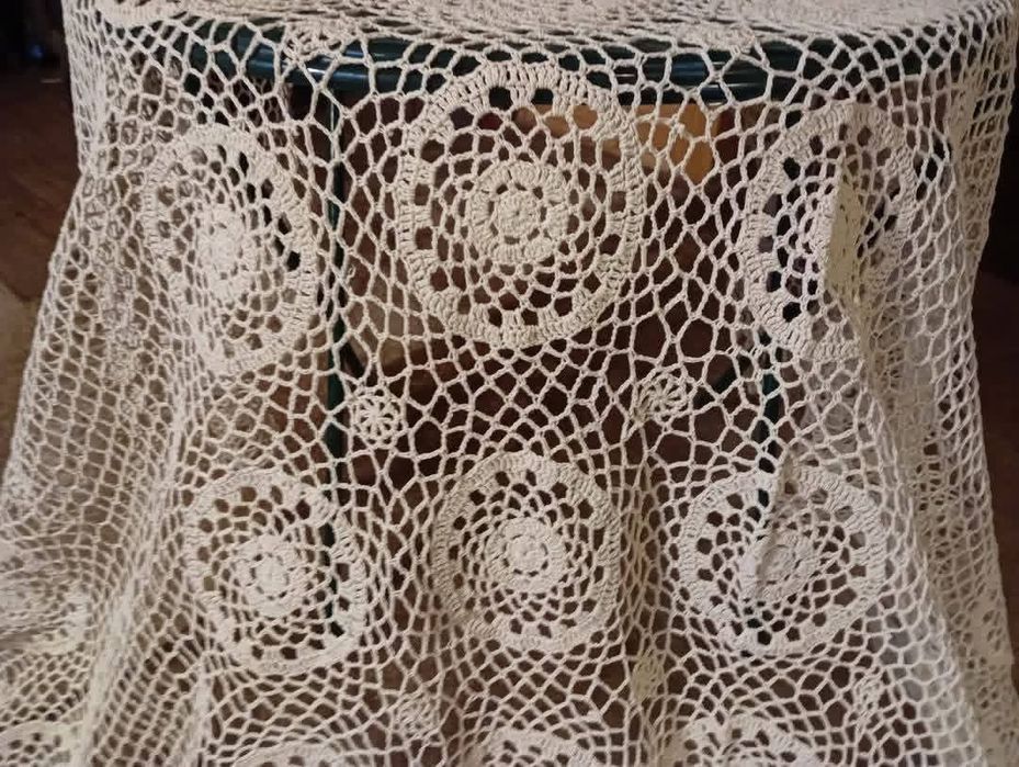 Duży obrus szydełko