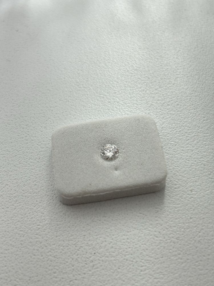 Diament 0,31ct Certyfikat GIA