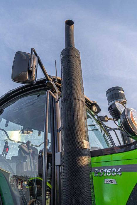 Трактор Zoomlion RS1604 Pro 2025