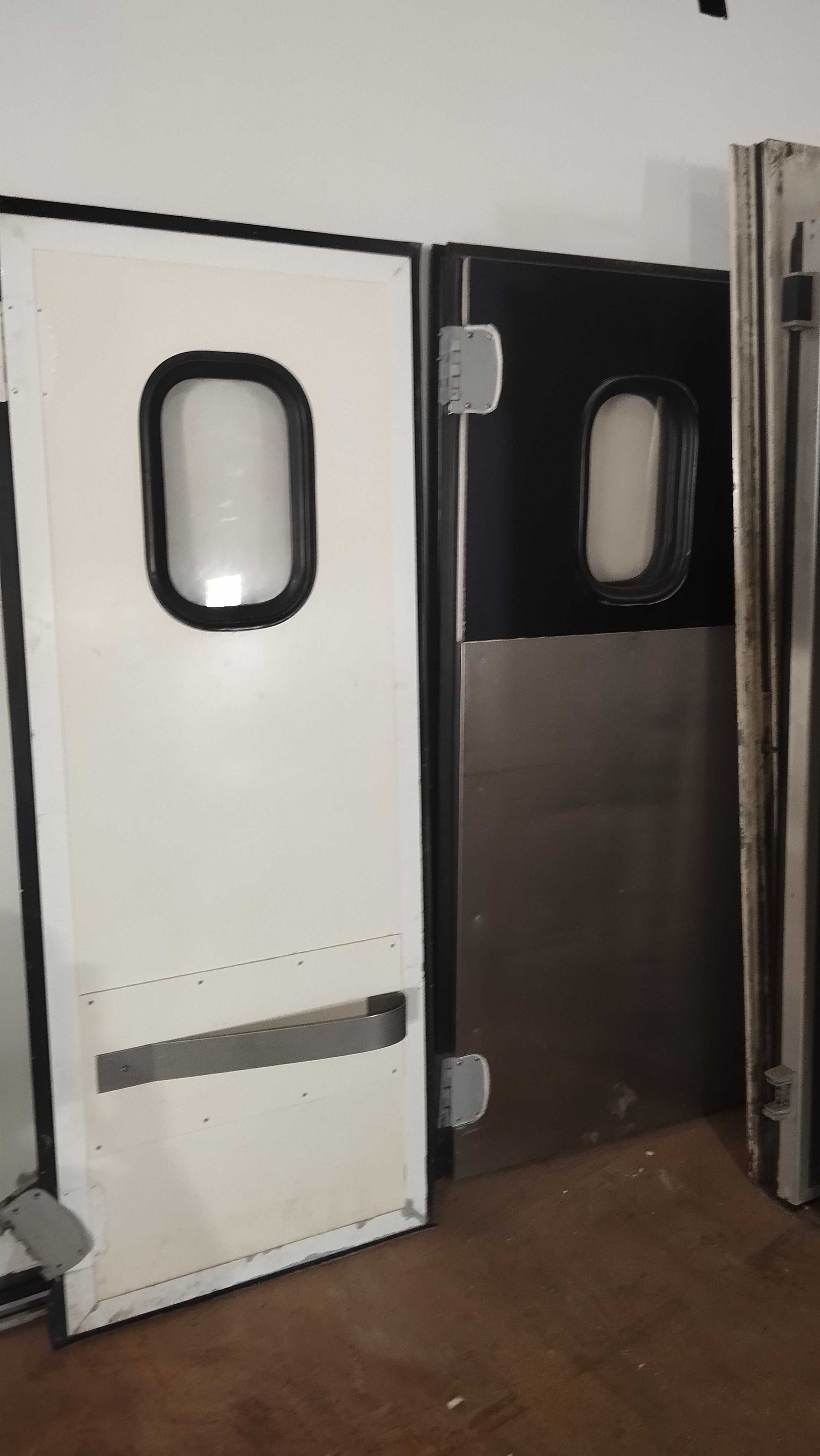 Porta corta fogo ...Pra limpar espaço