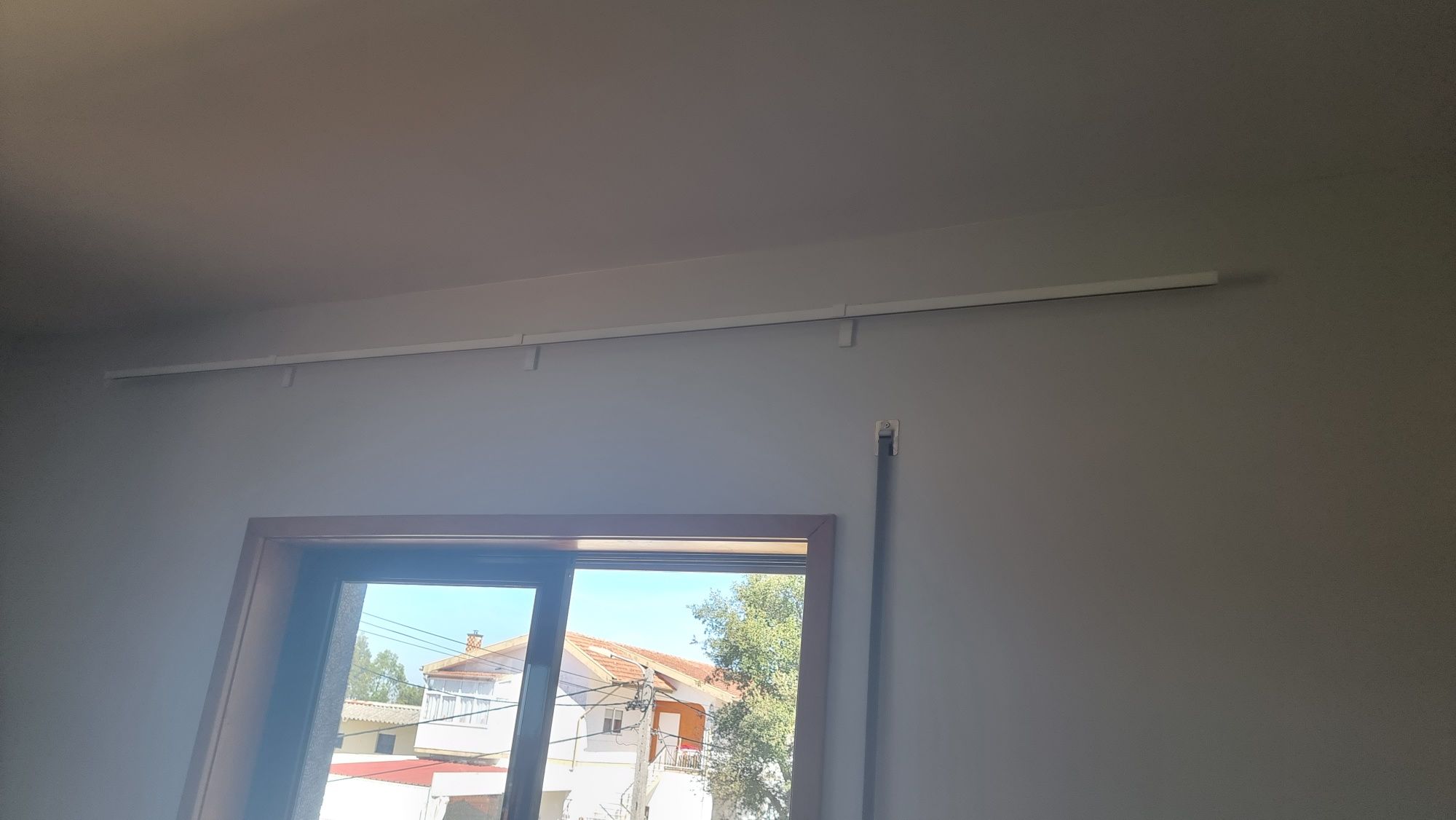 4 Calhas cortinas brancas IKEA