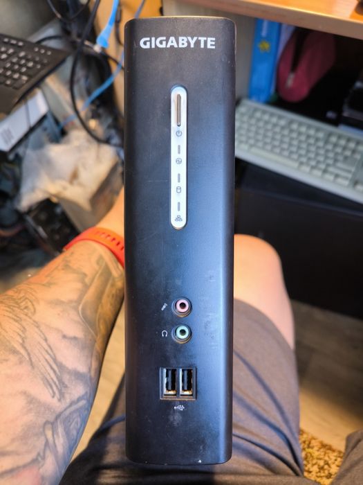 Міні Комп'ютер gigabyte thin client 4Com