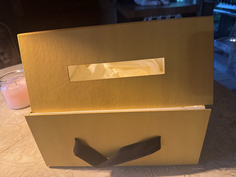 Pudelko fendi plus torba na pudelko