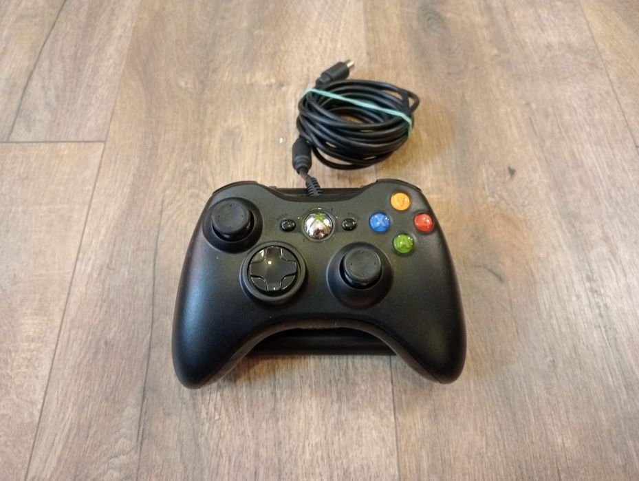 Oryginalny Przewodowy Pad do Xbox 360