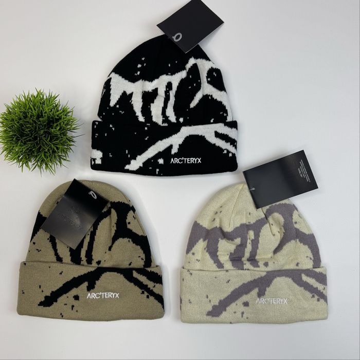 Шапка Arcteryx | Шапка Арктерикс | Шапка Арктерікс Чорна/Бежева/Хакі