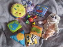 Zestaw zabawek dla niemowlaka bębenek little tikes