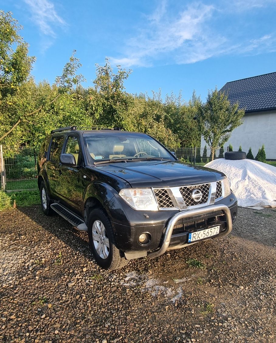 Nissan Pathfinder 2.5 dCi 4x4 hak