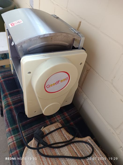 Тестомес горизонтальный Good Food SM2  на 2.5кг теста