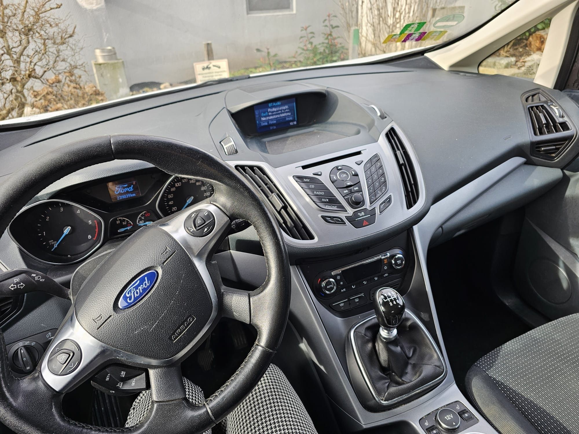 Ford Grand C-Max 2.0 TDI z 2015 roku – Przemyślany wybór dla rodziny