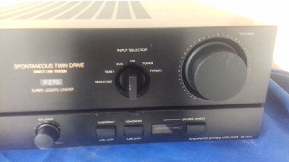 SONY- Ta-F270 Integrated Stereo Amplifier Vintage