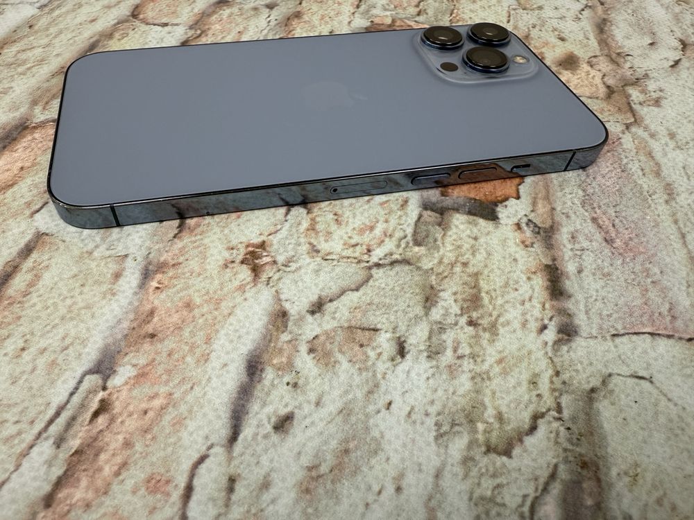 Iphone 13 Pro Max 256gb neverlock Sierra Blue 600$
