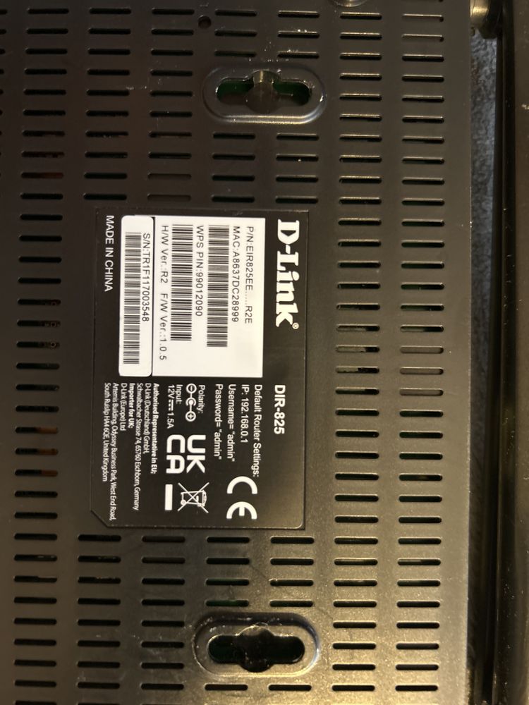 Router DLink DIR 825