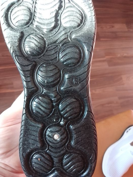 Продам мокасини, кросовки, на 42 р. 350 грн.