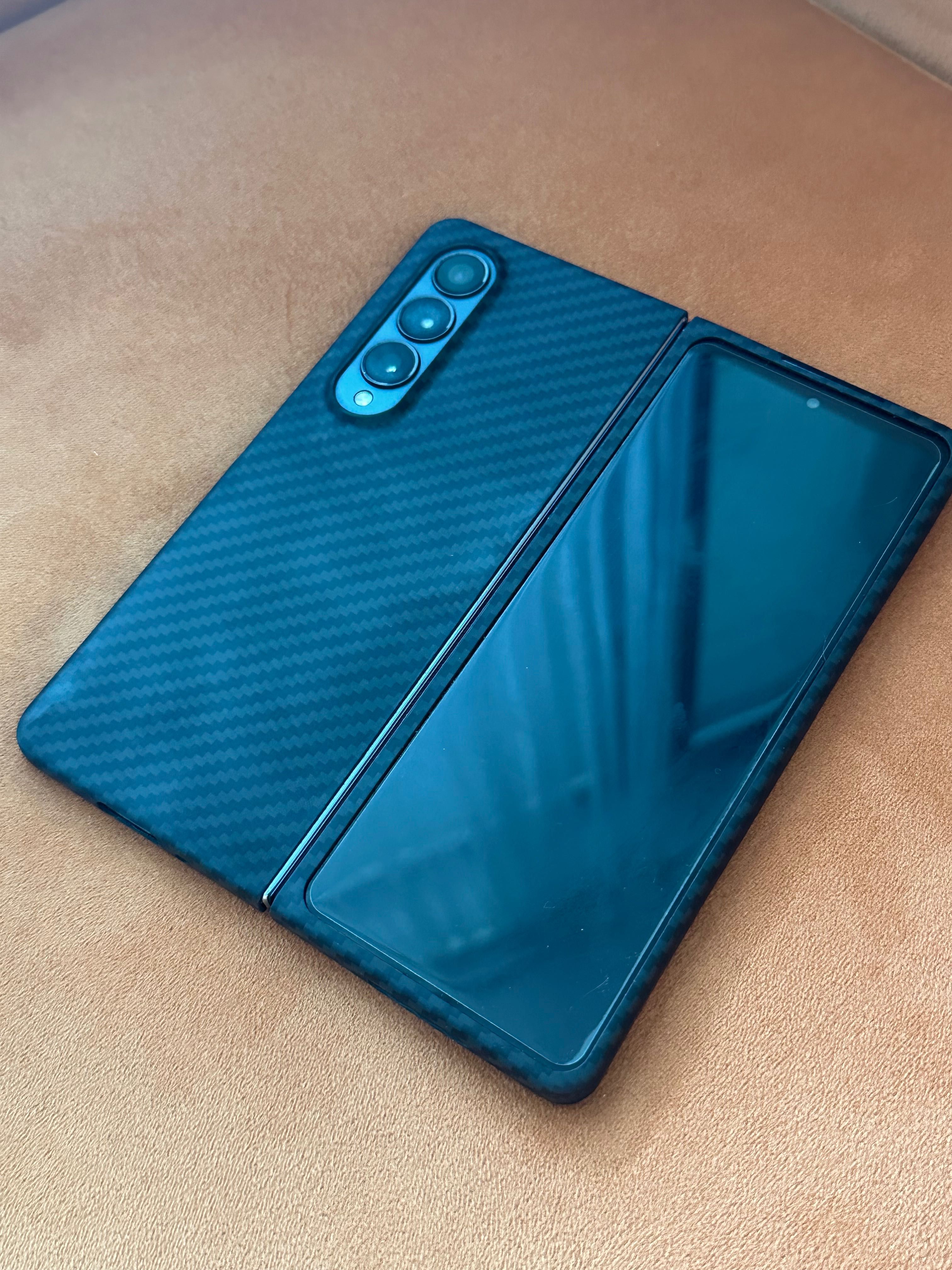 Samsung galaxy z fold4 bdb