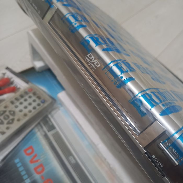 ретро DVD-програвач