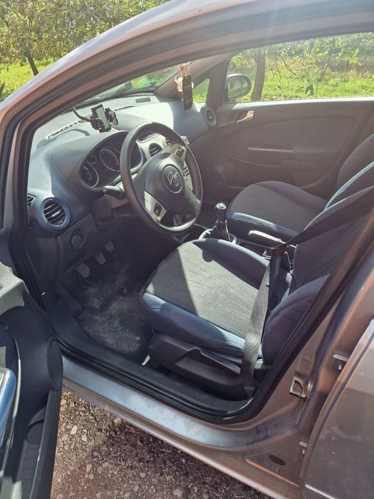 Opel Corsa D  2006r