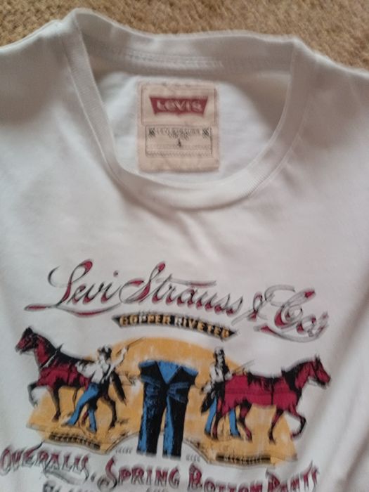 T-shirt 4 anos Levis