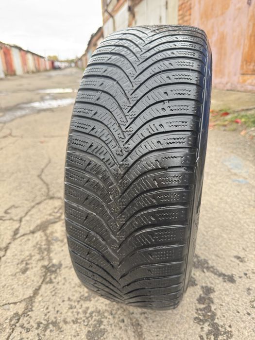 Диски Шини Peugeot 3008 5008 Partner Citroen Picasso C3 Berlingo R 15