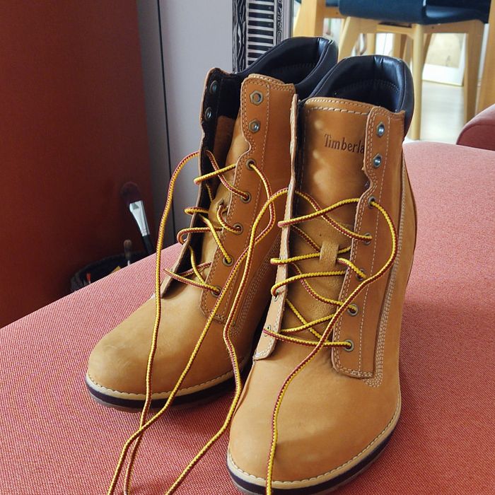 Botki  damskie miodowe Timberland  r. 40