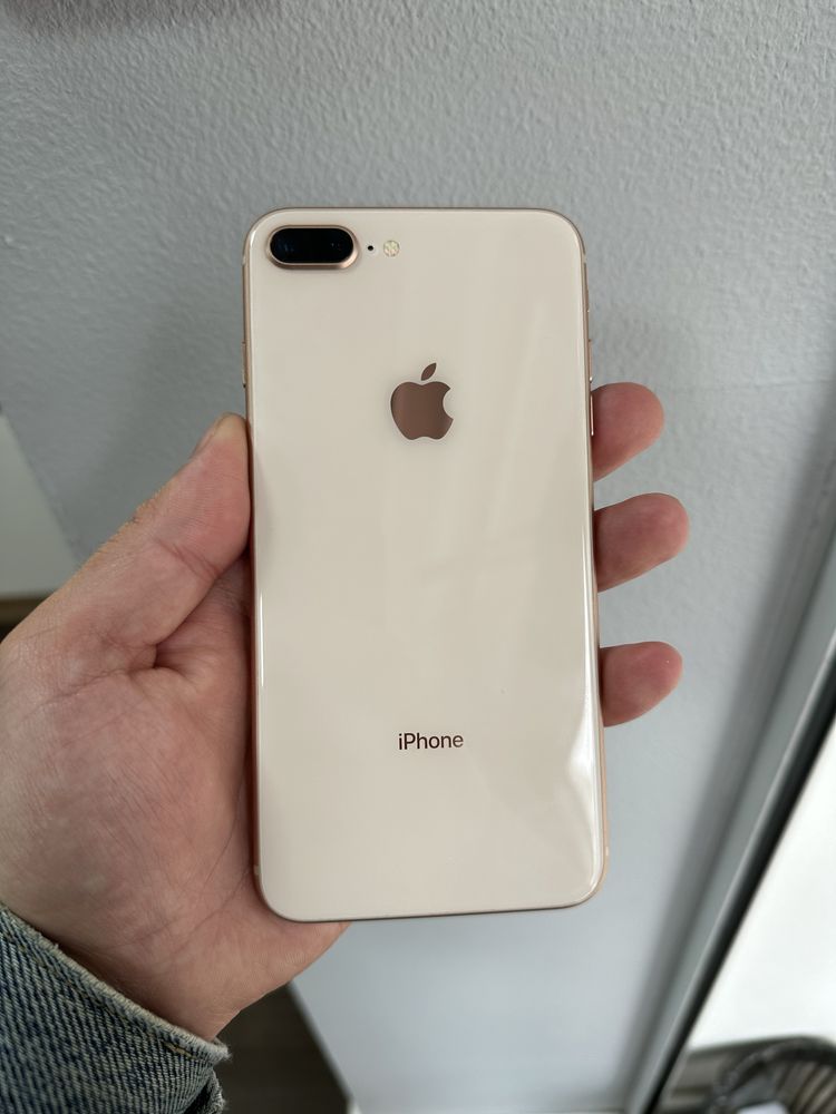 Iphone 8 Plus 64 гб.