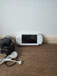 PSP biała konsola PlayStation Portable 1004 fat