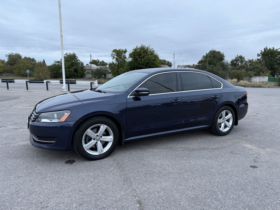 Volkswagen Passat Se 2013 Blue 2.5L