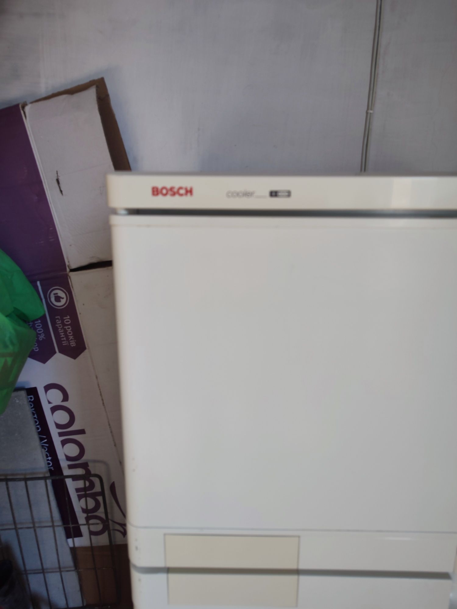 Холодильник Bosch.